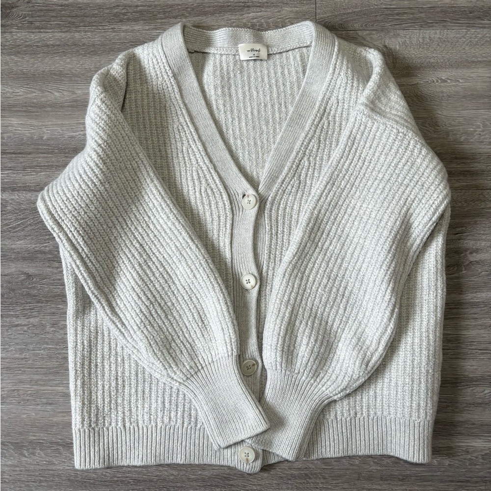 Aritzia Wilfred Button Up Cardigan 100% Merino Wool - Size Medium